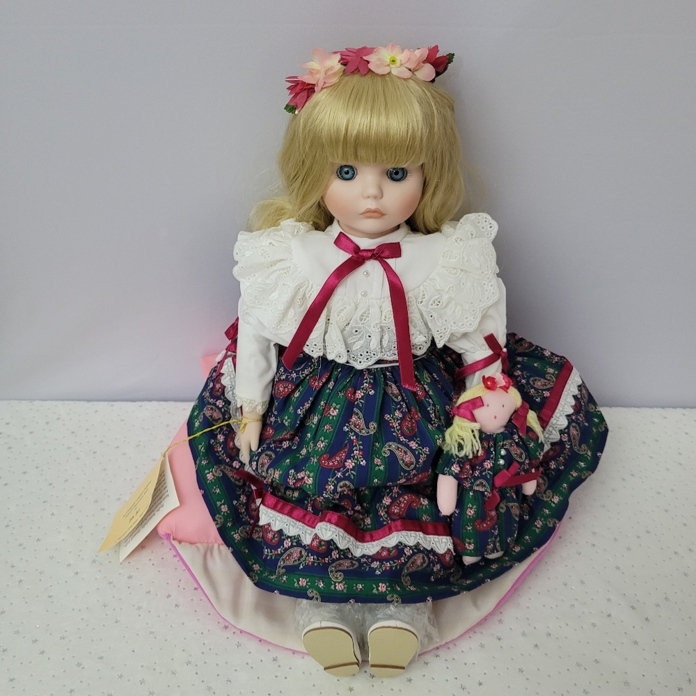 Betty Jane Carter Musical Porcelain Dolls